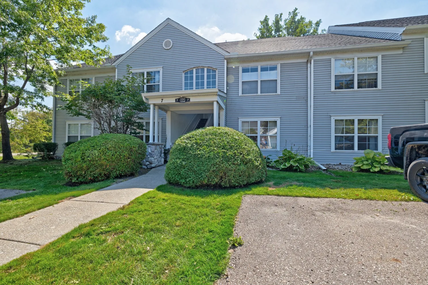 Exterior of 12364 Saint Andrews Way property example